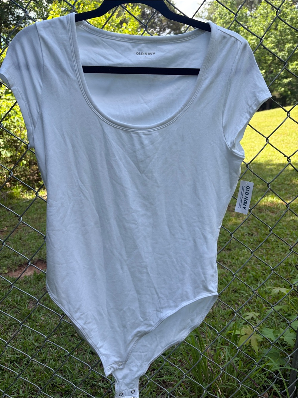 Old Navy White Scoop Neck Short Sleeve Bodysuit